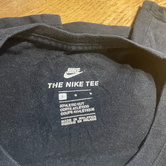 Mens Nike Tee - Picture 2 of 3